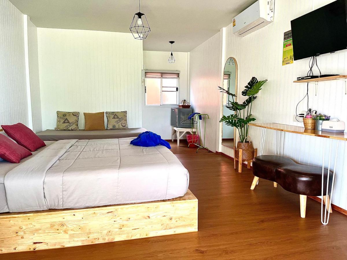 Insook Ko Larn Resort Dış mekan fotoğraf