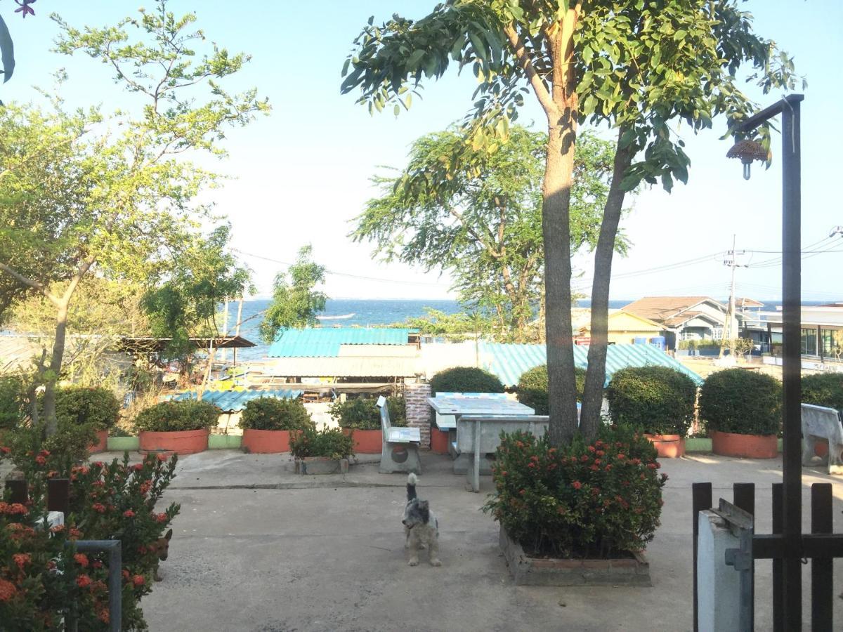 Insook Ko Larn Resort Dış mekan fotoğraf
