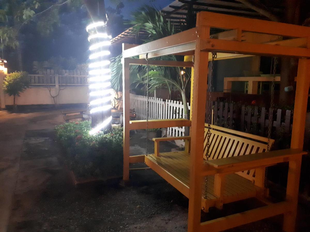 Insook Ko Larn Resort Dış mekan fotoğraf