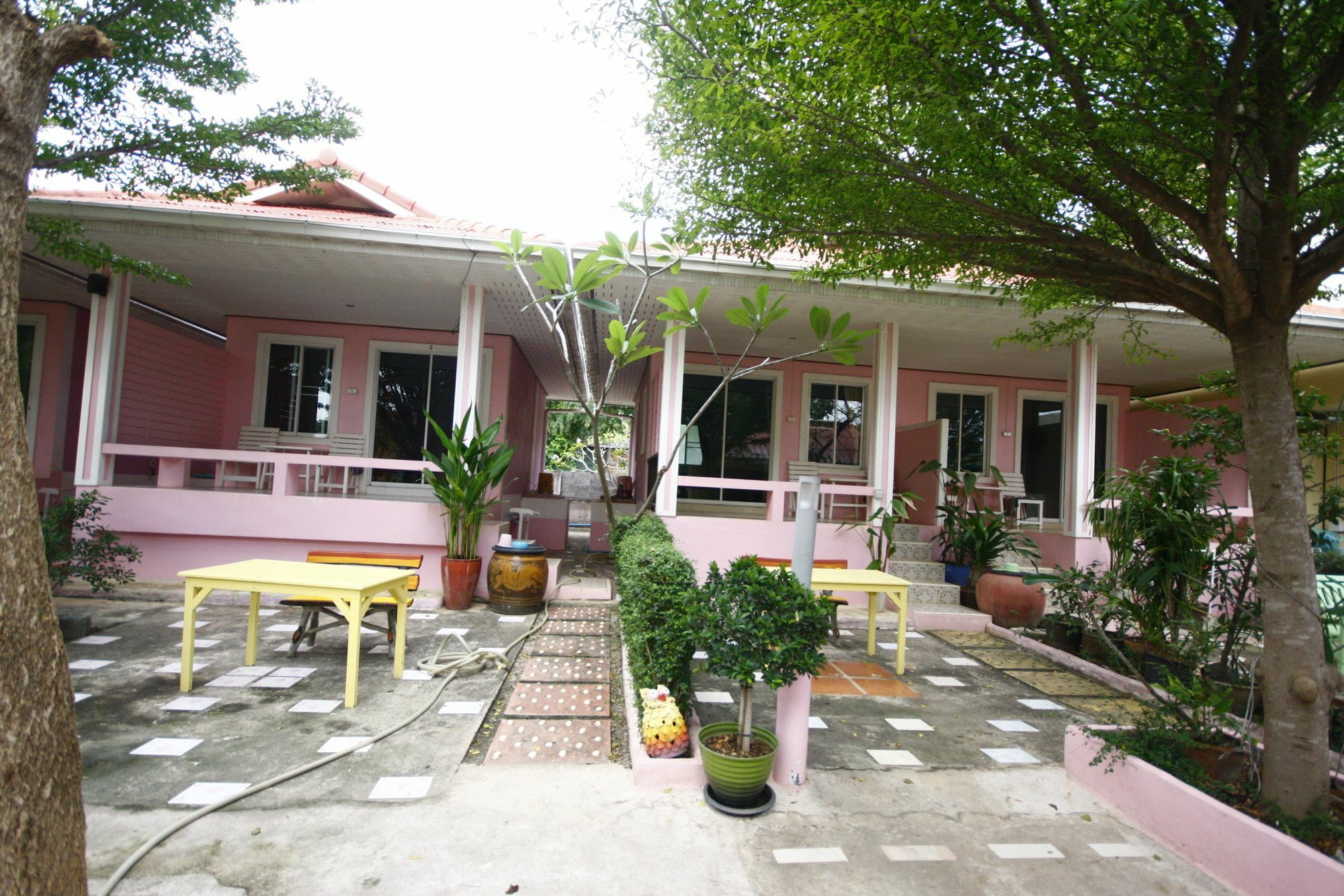 Insook Ko Larn Resort Dış mekan fotoğraf