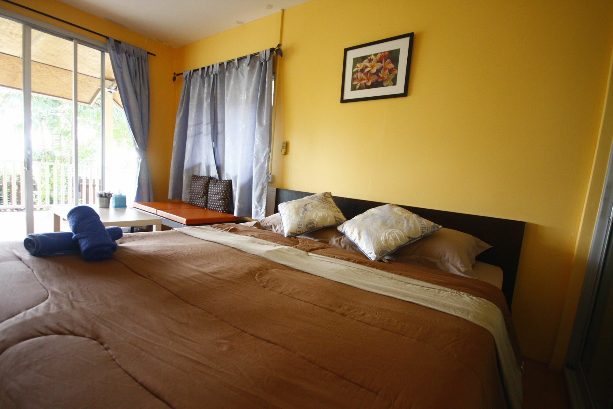 Insook Ko Larn Resort Dış mekan fotoğraf