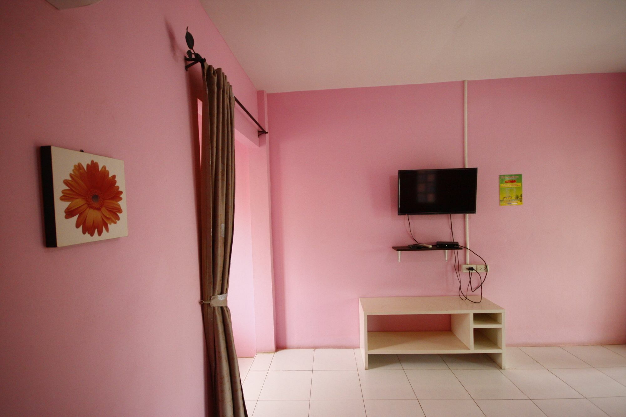 Insook Ko Larn Resort Dış mekan fotoğraf